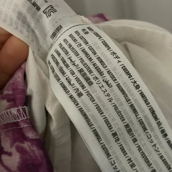 Abercrombie & Fitch Emerson Poplin Puff Sleeve Midi Dress in a floral print - Picture 10 of 12